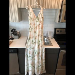 White flowered Lulus dress